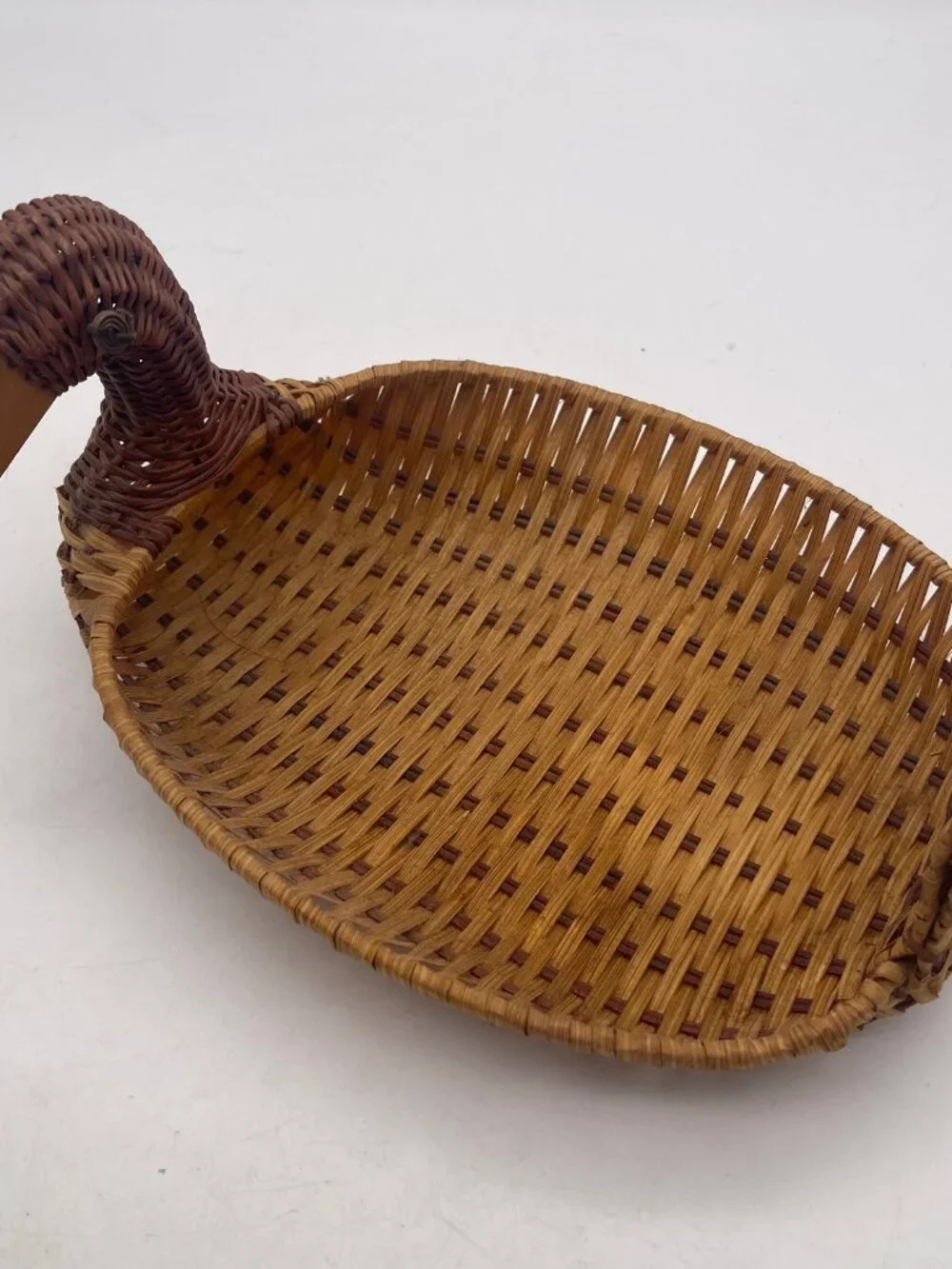 Vintage Brown Wicker Duck-Shaped Oval Decorative Basket 10